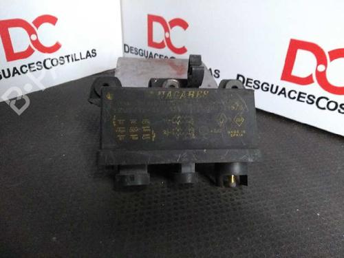 Used Electronic module RENAULT MEGANE I Classic (LA0/1_) 1.9 D (LA0A, LA0U, LA0R) (64 hp) 17395517