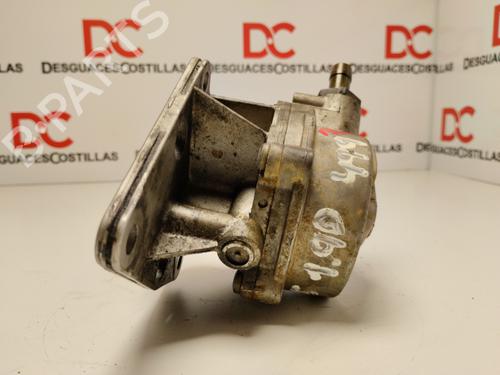 Used Vacuum pump PEUGEOT 205 I (741A/C) 1.7 Diesel (60 hp) 17407929