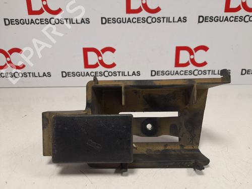 Poignée intérieure avant gauche RENAULT RAPID Box Body/MPV (F40_, G40_) 1.4 (F402) (58 hp) 32085766