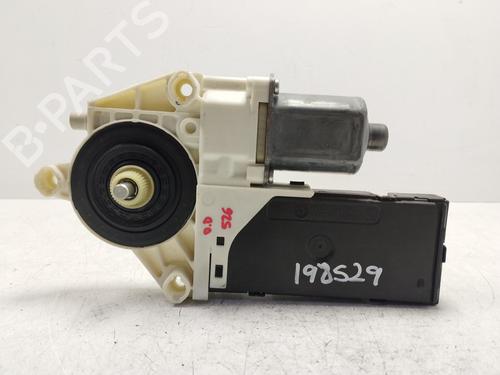 Used Right front window motor RENAULT LAGUNA III (BT0/1) 2.0 dCi (BT07, BT0J, BT14, BT1A, BT1S) (131 hp) 27223890