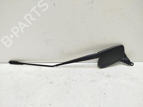Used Front windshield wiper arm Front windshield wiper arm 39100735 39100735