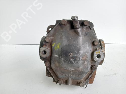 Used Rear differential MERCEDES-BENZ 124 Saloon (W124) 300 D (124.130) (113 hp) 30961963