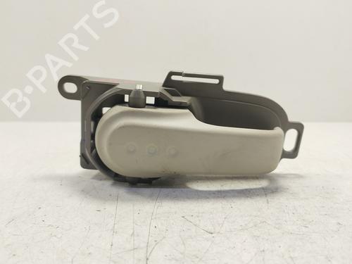 Højre bagtil invendig håndtag Højre bagtil invendig håndtag NISSAN MICRA III (K12) [2002-2011] 33747593 33747593