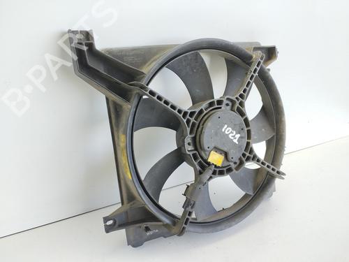 Radiator fan HYUNDAI ELANTRA III Saloon (XD) 2.0 CRDi | BP30696243M35