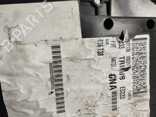 Fuse box FORD FOCUS III | BP24394666E1