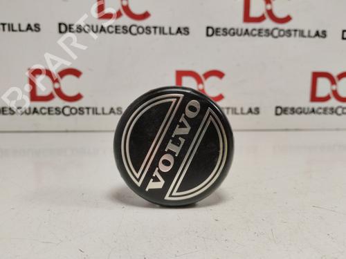Used Hub cap VOLVO S60 I (384) 2.4 D (126 hp) 25816532