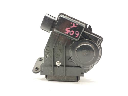 Used Tailgate lock TOYOTA VERSO (_R2_) 2.0 D-4D (AUR20_, AUR20R) (126 hp) 17424076