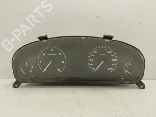 Used Instrument cluster PEUGEOT 406 (8B) 2.0 HDI 110 (109 hp) 31051179