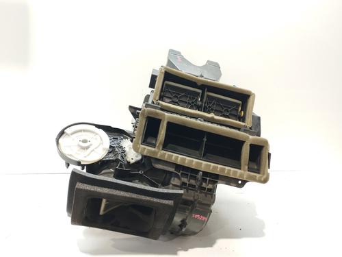 Used Heater matrix box FORD FOCUS III [2010-2020]  24394655