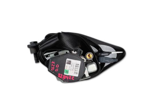 Used Front right seatbelt Front right seatbelt MERCEDES-BENZ B-CLASS Sports Tourer (W245) B 180 CDI (245.207) (109 hp) 36185034 36185034