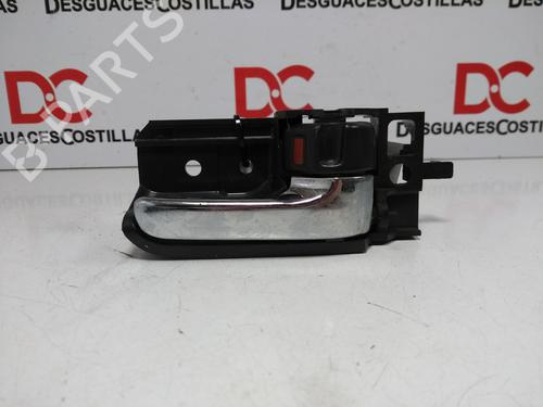 Maneta interior trasera derecha TOYOTA COROLLA Verso (ZER_, ZZE12_, R1_) 2.2 D-4D (AUR10_, AUR10R) (136 hp) 30932456