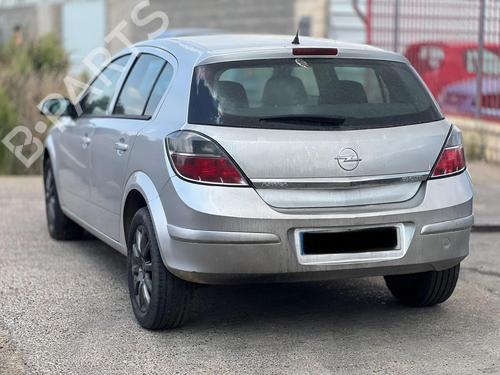 Fuse box OPEL ASTRA H (A04) 1.9 CDTI 16V (L48) | BP33983863E1 - Image 8