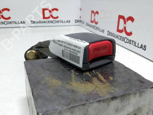 Used Rear center seatbelt HYUNDAI ACCENT II (LC) 1.5 CRDi (82 hp) 17398318