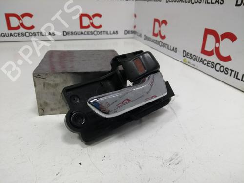 Front right interior door handle TOYOTA AVENSIS (_T22_) 2.0 D-4D (CDT220_, CDT220R) CROMADO |