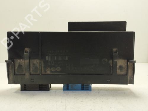 Used Fuse box BMW 3 (E90) 320 i (150 hp) 24893824