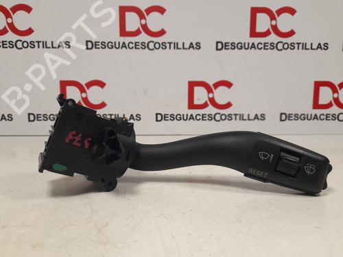 Used Steering column stalk AUDI A4 B6 (8E2) 2.5 TDI (155 hp) 17404707