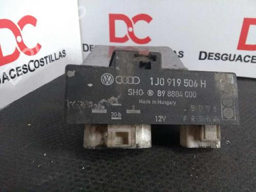 Used Fuse box SEAT IBIZA II (6K1) [1993-2002]  32086595