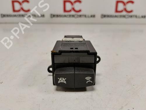 Used Switch RENAULT VEL SATIS (BJ0_) 2.2 dCi (BJ0E, BJ0F) (150 hp) 32086038