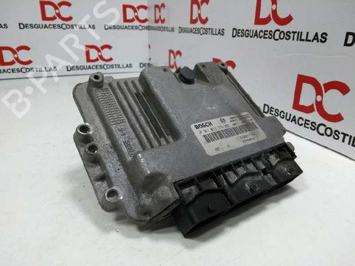 Used Engine control unit (ECU) RENAULT SCÉNIC II (JM0/1_) [2003-2010]  17397330