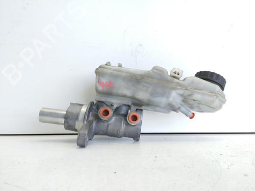 Used Brake master cylinder TOYOTA AVENSIS Saloon (_T27_) 2.0 D-4D (ADT270_, ADT270R) (124 hp) 29058440