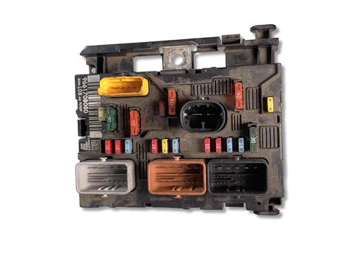Used Fuse box Fuse box CITROËN C4 Grand Picasso I (UA_) 2.0 HDi 138 (136 hp) 39808519 39808519