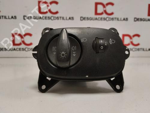 Used Headlight switch FORD TOURNEO CONNECT 1.8 TDCi (110 hp) 17415073
