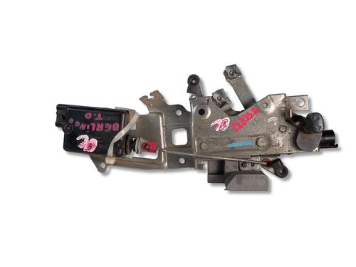 Used Rear right lock Rear right lock CITROËN BERLINGO / BERLINGO FIRST Box Body/MPV (M_) 2.0 HDI 90 4WD (MBRHY, MCRHY) (90 hp) 40102378 40102378