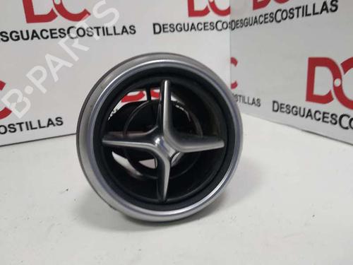 Used Air vent MERCEDES-BENZ A-CLASS (W176) A 220 CDI (176.003) (170 hp) 17396579