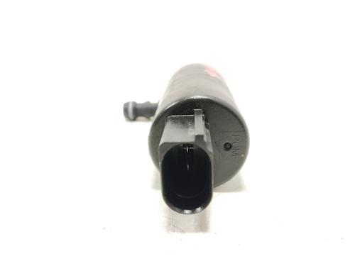Washer pump OPEL ASTRA J Sports Tourer (P10)  | BP24657789E24 