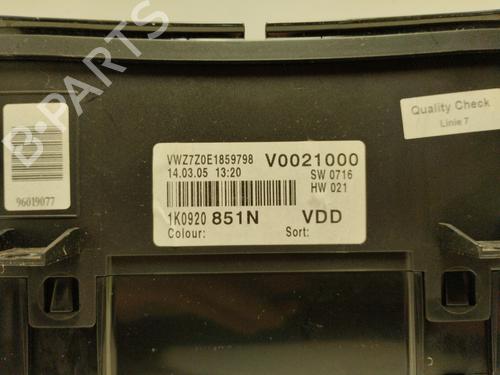 Instrument cluster VW GOLF V (1K1) 1.6 | BP17413560C47 