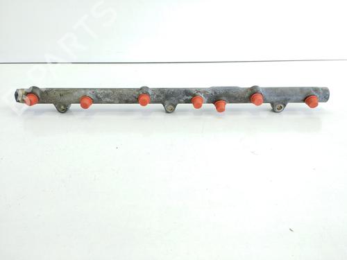Used Injection rail BMW 5 (E39) 530 d (184 hp) 22687332
