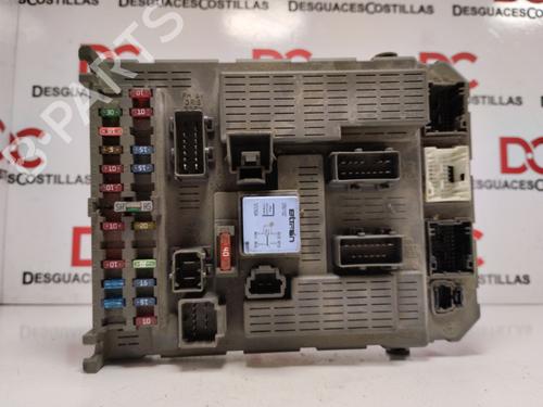 Used Fuse box Fuse box CITROËN C5 I (DC_) 2.0 HDi (DCRHZB, DCRHZE) (109 hp) 17417447 17417447