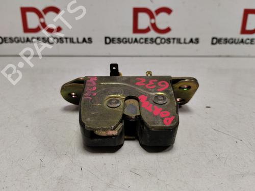 Used Tailgate lock VOLVO S40 I (644) 1.8 i (125 hp) 17412992