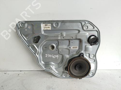 Elevador vidro trás esquerdo VOLVO S40 II (544) 2.0 D (136 hp) 32660416