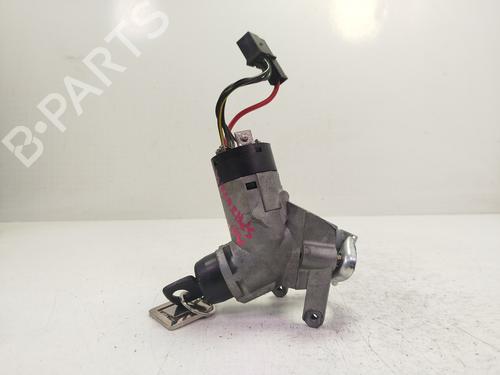 Used Ignition barrel MERCEDES-BENZ VITO Van (W638) 110 CDI 2.2 (638.094) (102 hp) 30735146