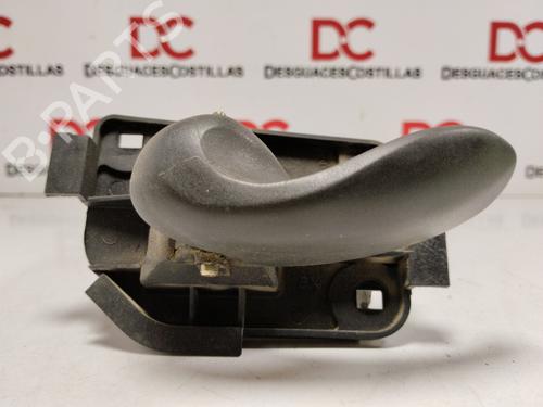 Venstre bagtil invendig håndtag FIAT PUNTO (188_) 1.9 JTD 80 (188.237, .257, .337, .357) (80 hp) 32086048