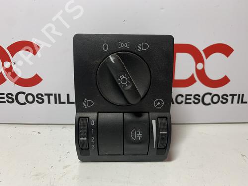 Commande de phare OPEL CORSA C (X01) 1.7 DI (F08, F68) (65 hp) 17404343
