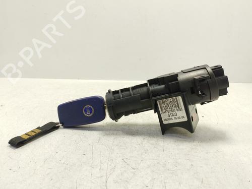 Used Ignition barrel FIAT STILO (192_) 2.4 20V (192_XD1A, 192AXD12) (170 hp) 31949409
