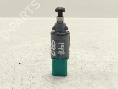 Used Switch RENAULT LAGUNA III (BT0/1) 2.0 dCi (BT07, BT0J, BT14, BT1A, BT1S) (131 hp) 27190208