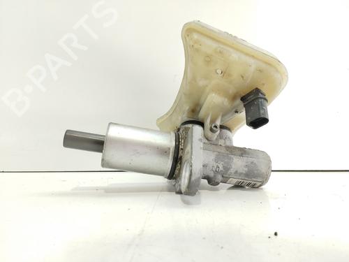 Used Brake master cylinder Brake master cylinder 39075592 39075592