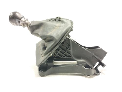Used Gear lever TOYOTA VERSO (_R2_) 2.0 D-4D (AUR20_, AUR20R) (126 hp) 17424051