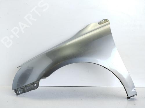 Used Left front fenders TOYOTA AVENSIS Estate (_T25_) [2003-2008]  30055357