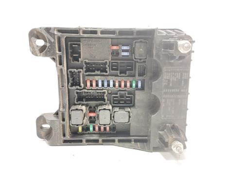 Used Fuse box NISSAN CABSTAR (F24M, F24W) 35.15 DCI, 45.15 DCI 3.0 (F24M) (150 hp) 17423696