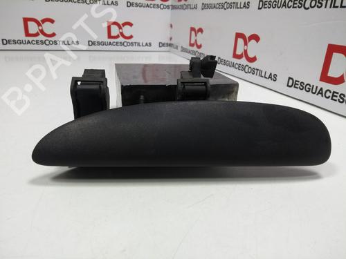 Used Front left exterior door handle RENAULT ESPACE III (JE0_) 2.0 16V (JE0N, JE0L, JE02) (140 hp) 17399302