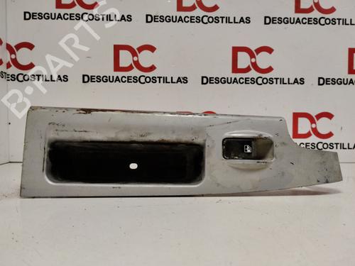 Høyre bak elrute bryter KIA SORENTO I (JC) 2.5 CRDi 4WD (140 hp) 32086240