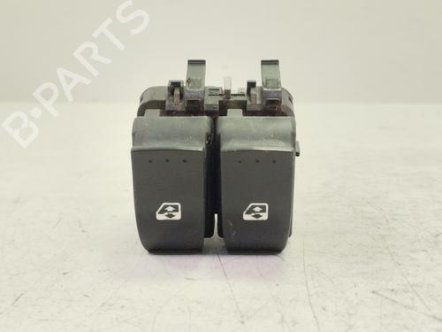 Used Left front window switch RENAULT SCÉNIC II (JM0/1_) 1.9 dCi (JM0G, JM12, JM1G, JM2C) (120 hp) 27379572