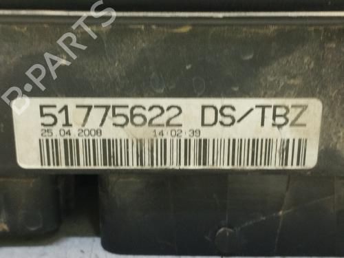 Fuse box FIAT GRANDE PUNTO (199_) 1.3 D Multijet (199.AXD11, 199.AXD1A, 199.AXD1B,... | BP29943313E1