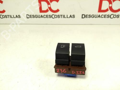 Used Switch VW PASSAT B6 Variant (3C5) [2005-2011]  30703471