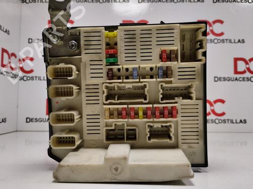 Used Fuse box Fuse box 17409132 17409132