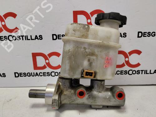 Used Brake master cylinder HYUNDAI SANTA FÉ II (CM) 2.2 CRDi GLS (150 hp) 17419411